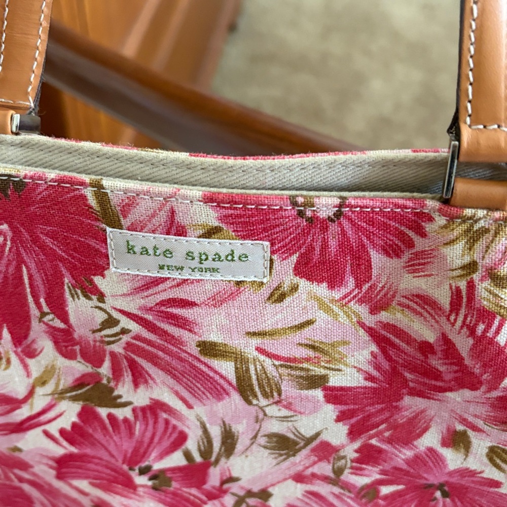 kate spade Pink Floral Pointed-Toe Slip-On Mules with matching bag. - Picture 2 of 8